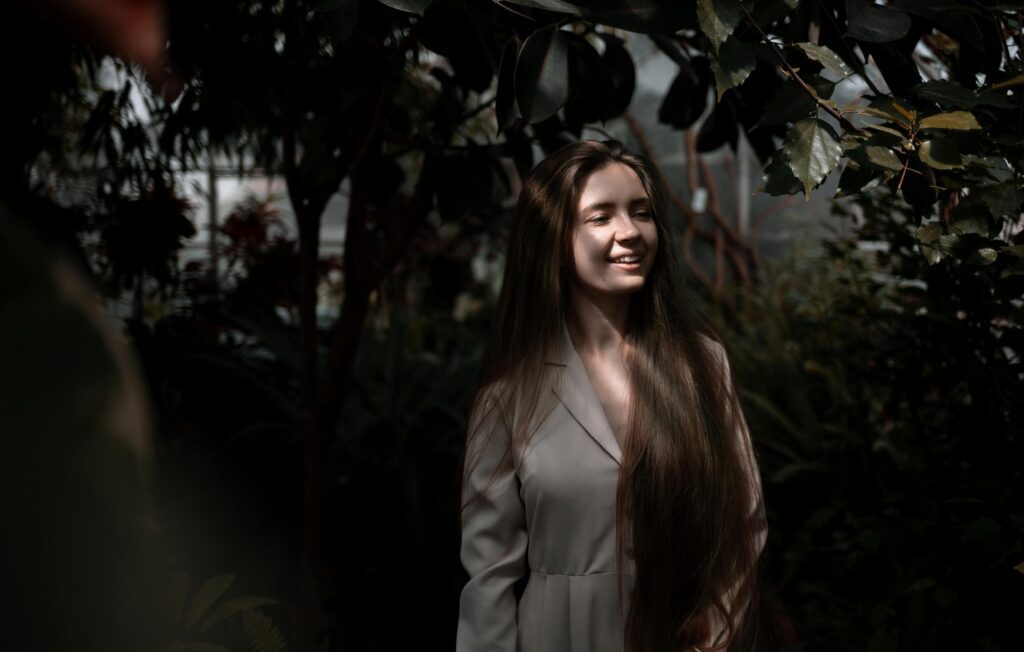 Natural ways to grow hair faster: diet, scalp massage, hydration, and healthy habits.